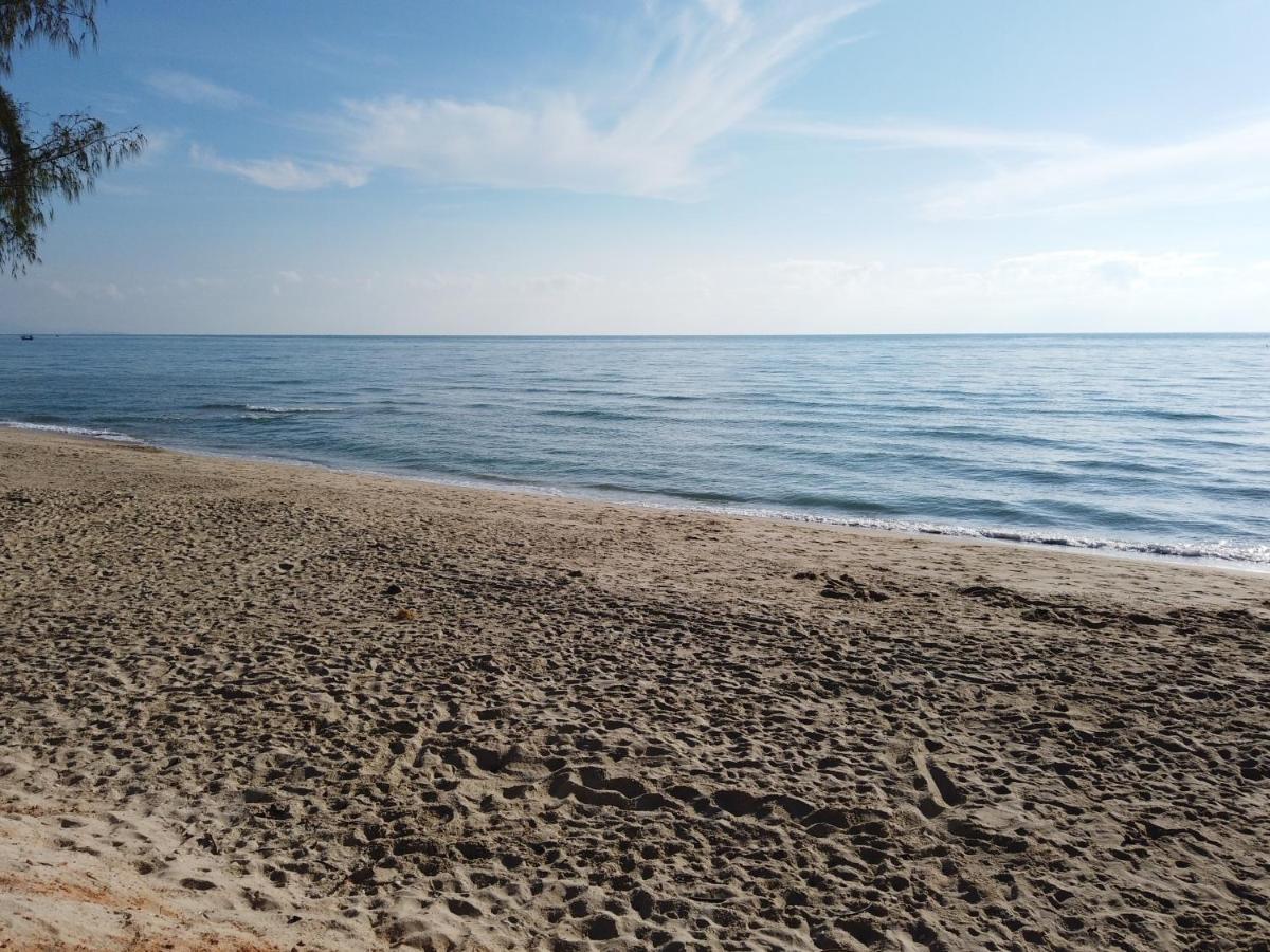 Chula Beach Resort Khanom Eksteriør bilde